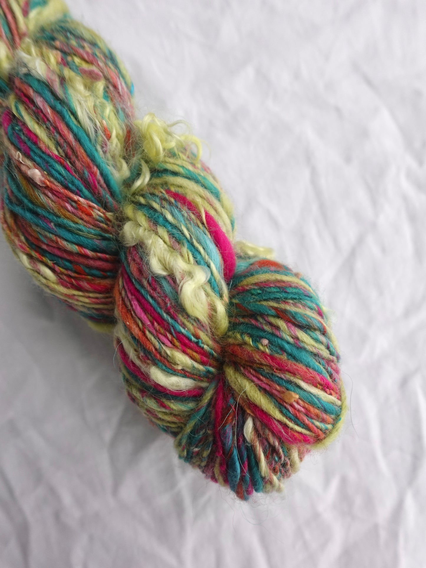 First flowers 𖦹 Handspun single