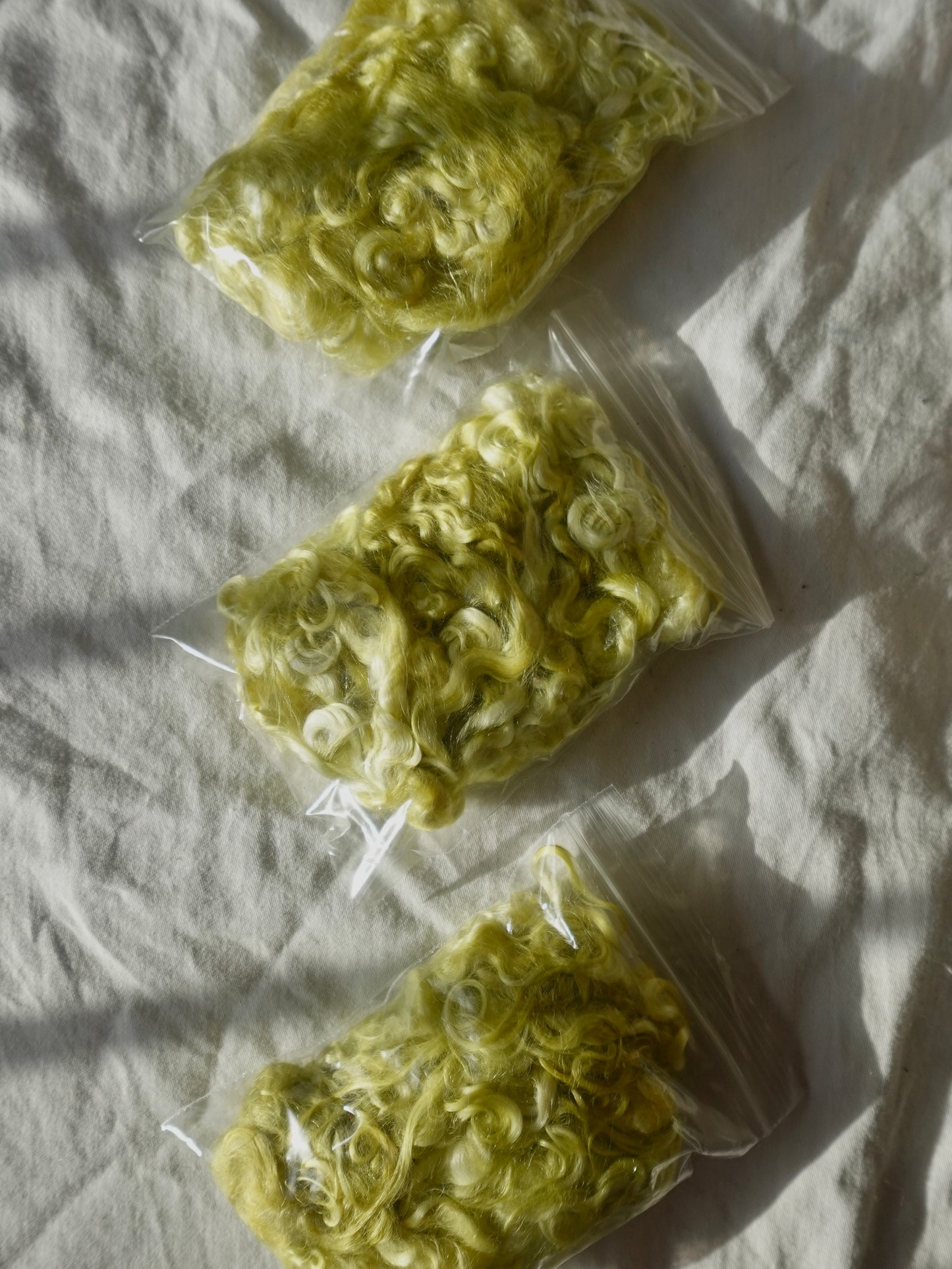 Sprout 𓇢𓆸 Hand dyed kid mohair locks